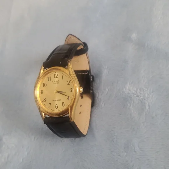 Casio Men Watch , Gold tone Water Resistant ,New Battery - Picture 10 of 12